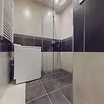 Senza * براتسيلافا